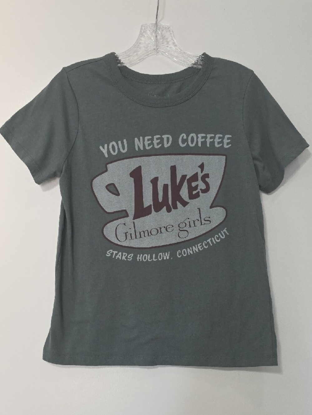 Women's Gilmore Girls "Luke's Diner" Graphic Tee Size Small Short Sleeve T19